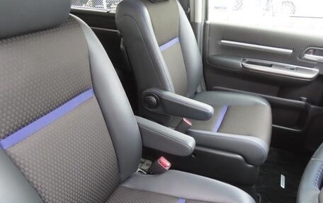 Honda Stepwgn IV, 2022 год, 1 950 333 рублей, 9 фотография