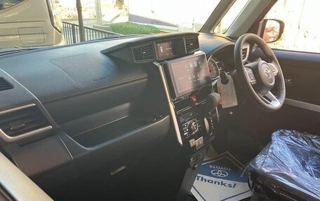 Toyota Roomy I, 2023 год, 925 000 рублей, 14 фотография