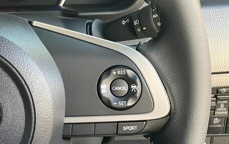 Toyota Roomy I, 2023 год, 925 000 рублей, 22 фотография