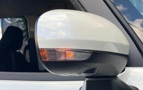 Toyota Roomy I, 2023 год, 925 000 рублей, 16 фотография