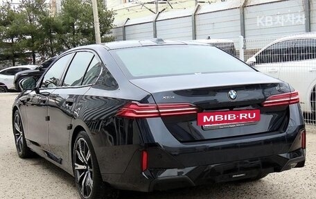 BMW 5 серия, 2025 год, 7 190 000 рублей, 3 фотография