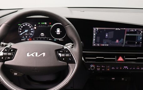 KIA Niro, 2023 год, 2 080 000 рублей, 13 фотография