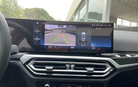 BMW 3 серия, 2023 год, 3 500 000 рублей, 11 фотография