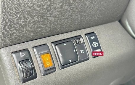 Nissan Navara (Frontier), 2007 год, 980 000 рублей, 13 фотография