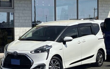 Toyota Sienta II, 2022 год, 1 146 000 рублей, 1 фотография