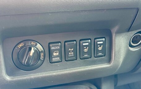 Nissan Navara (Frontier), 2007 год, 980 000 рублей, 16 фотография