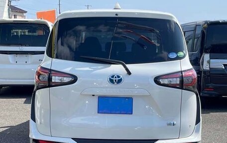 Toyota Sienta II, 2022 год, 1 146 000 рублей, 5 фотография