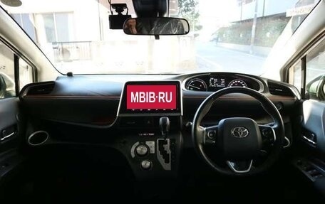 Toyota Sienta II, 2022 год, 1 146 000 рублей, 9 фотография