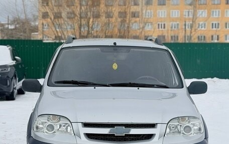 Chevrolet Niva I рестайлинг, 2009 год, 440 000 рублей, 1 фотография