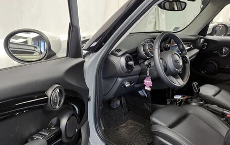 MINI Hatch, 2021 год, 1 900 000 рублей, 6 фотография