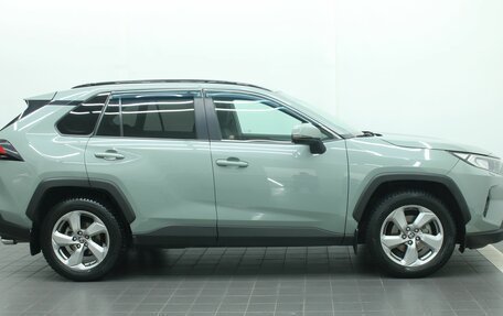 Toyota RAV4, 2020 год, 3 150 000 рублей, 11 фотография