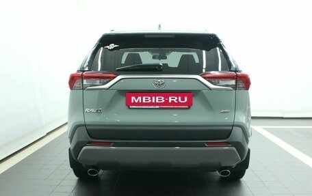 Toyota RAV4, 2020 год, 3 150 000 рублей, 13 фотография