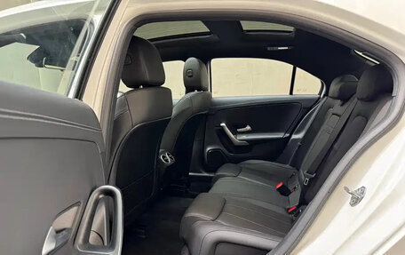 Mercedes-Benz A-Класс, 2023 год, 1 600 555 рублей, 8 фотография