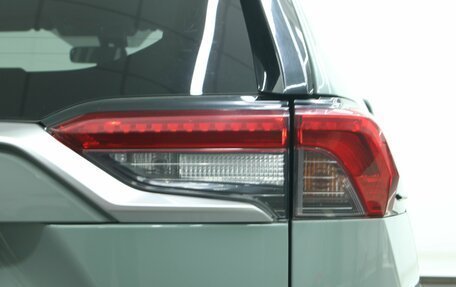 Toyota RAV4, 2020 год, 3 150 000 рублей, 22 фотография