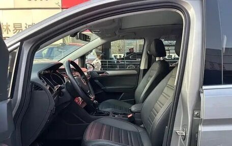 Volkswagen Touran III, 2021 год, 1 670 004 рублей, 11 фотография