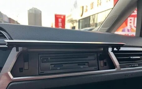 Volkswagen Touran III, 2021 год, 1 670 004 рублей, 24 фотография