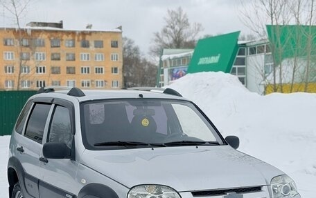 Chevrolet Niva I рестайлинг, 2009 год, 440 000 рублей, 3 фотография