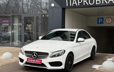 Mercedes-Benz C-Класс, 2014 год, 2 000 000 рублей, 1 фотография