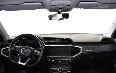 Audi Q3, 2021 год, 1 750 999 рублей, 6 фотография