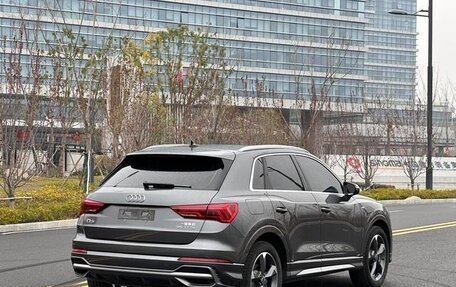 Audi Q3, 2022 год, 2 700 000 рублей, 6 фотография