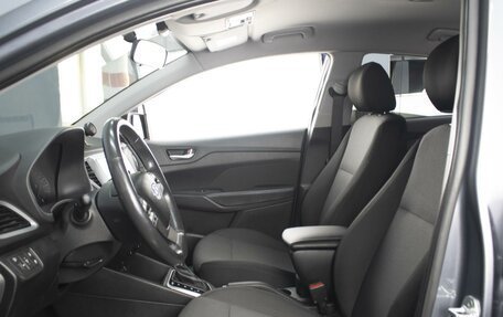 Hyundai Solaris II рестайлинг, 2017 год, 1 220 000 рублей, 8 фотография