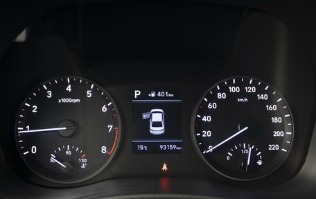 Hyundai Solaris II рестайлинг, 2017 год, 1 220 000 рублей, 13 фотография