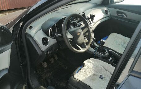 Chevrolet Cruze II, 2011 год, 650 000 рублей, 10 фотография