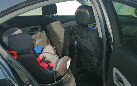 Chevrolet Cruze II, 2011 год, 650 000 рублей, 8 фотография