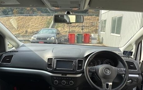 Volkswagen Sharan II, 2015 год, 990 000 рублей, 4 фотография