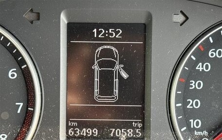 Volkswagen Sharan II, 2015 год, 990 000 рублей, 14 фотография