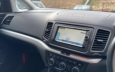 Volkswagen Sharan II, 2015 год, 990 000 рублей, 15 фотография