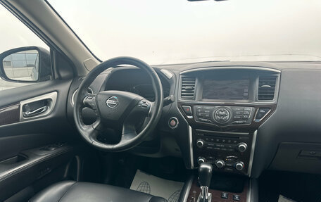 Nissan Pathfinder, 2015 год, 1 819 000 рублей, 11 фотография