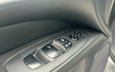 Nissan Pathfinder, 2015 год, 1 819 000 рублей, 18 фотография