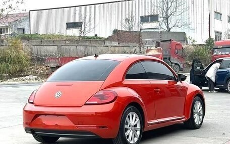 Volkswagen Beetle, 2019 год, 1 700 000 рублей, 4 фотография