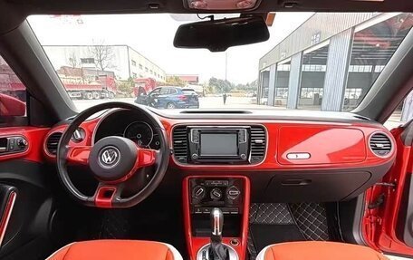 Volkswagen Beetle, 2019 год, 1 700 000 рублей, 8 фотография