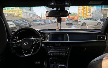 KIA Optima IV, 2018 год, 1 850 000 рублей, 9 фотография