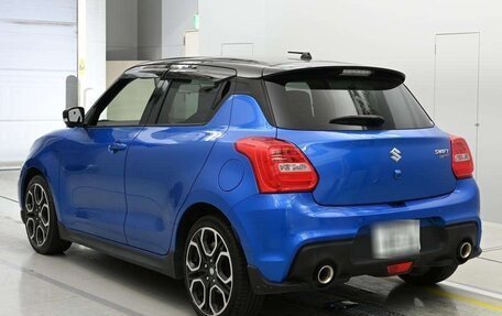 Suzuki Swift V, 2022 год, 1 530 000 рублей, 3 фотография