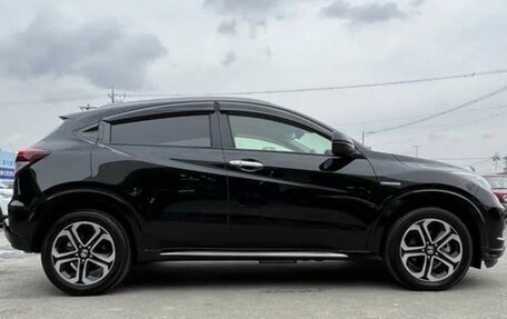 Honda Vezel, 2016 год, 1 720 000 рублей, 3 фотография
