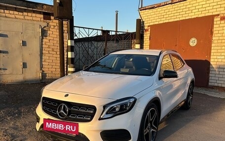 Mercedes-Benz GLA, 2018 год, 3 200 000 рублей, 2 фотография