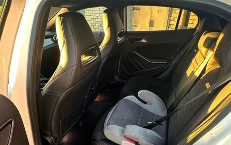 Mercedes-Benz GLA, 2018 год, 3 200 000 рублей, 7 фотография