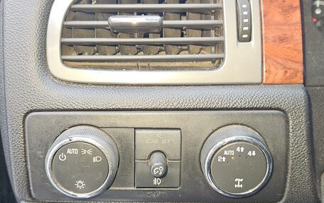 Chevrolet Tahoe III, 2008 год, 850 000 рублей, 21 фотография