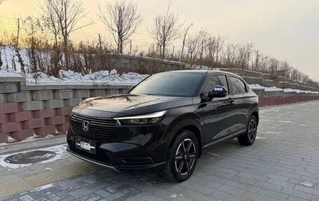 Honda Vezel, 2022 год, 1 620 004 рублей, 3 фотография