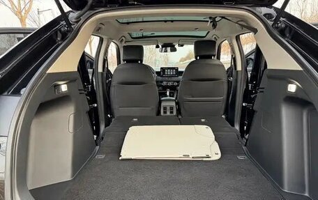 Honda Vezel, 2022 год, 1 620 004 рублей, 16 фотография