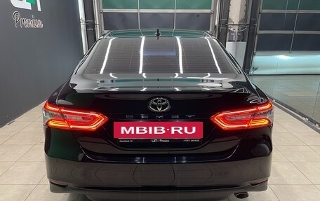 Toyota Camry, 2020 год, 2 900 000 рублей, 5 фотография