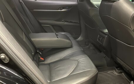 Toyota Camry, 2020 год, 2 900 000 рублей, 11 фотография