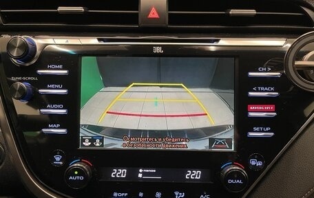 Toyota Camry, 2020 год, 2 900 000 рублей, 19 фотография