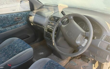 Toyota Ipsum II, 1997 год, 390 000 рублей, 5 фотография