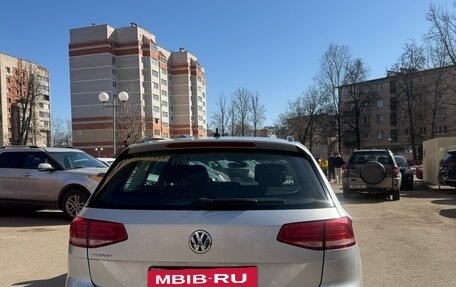 Volkswagen Passat B8 рестайлинг, 2018 год, 1 700 000 рублей, 4 фотография