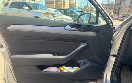 Volkswagen Passat B8 рестайлинг, 2018 год, 1 700 000 рублей, 12 фотография