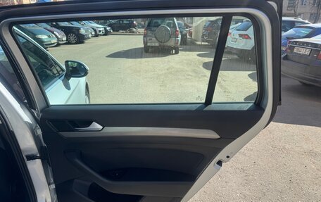 Volkswagen Passat B8 рестайлинг, 2018 год, 1 700 000 рублей, 19 фотография